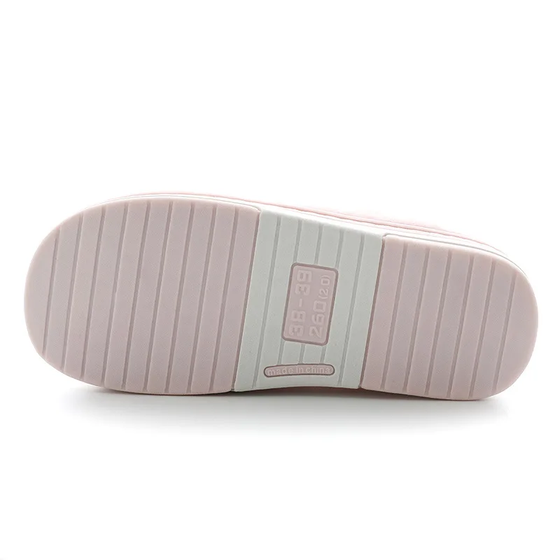 The new 2023 cartoon lovers cotton slippers female household indoor antiskid household lovely wool slippers male winter