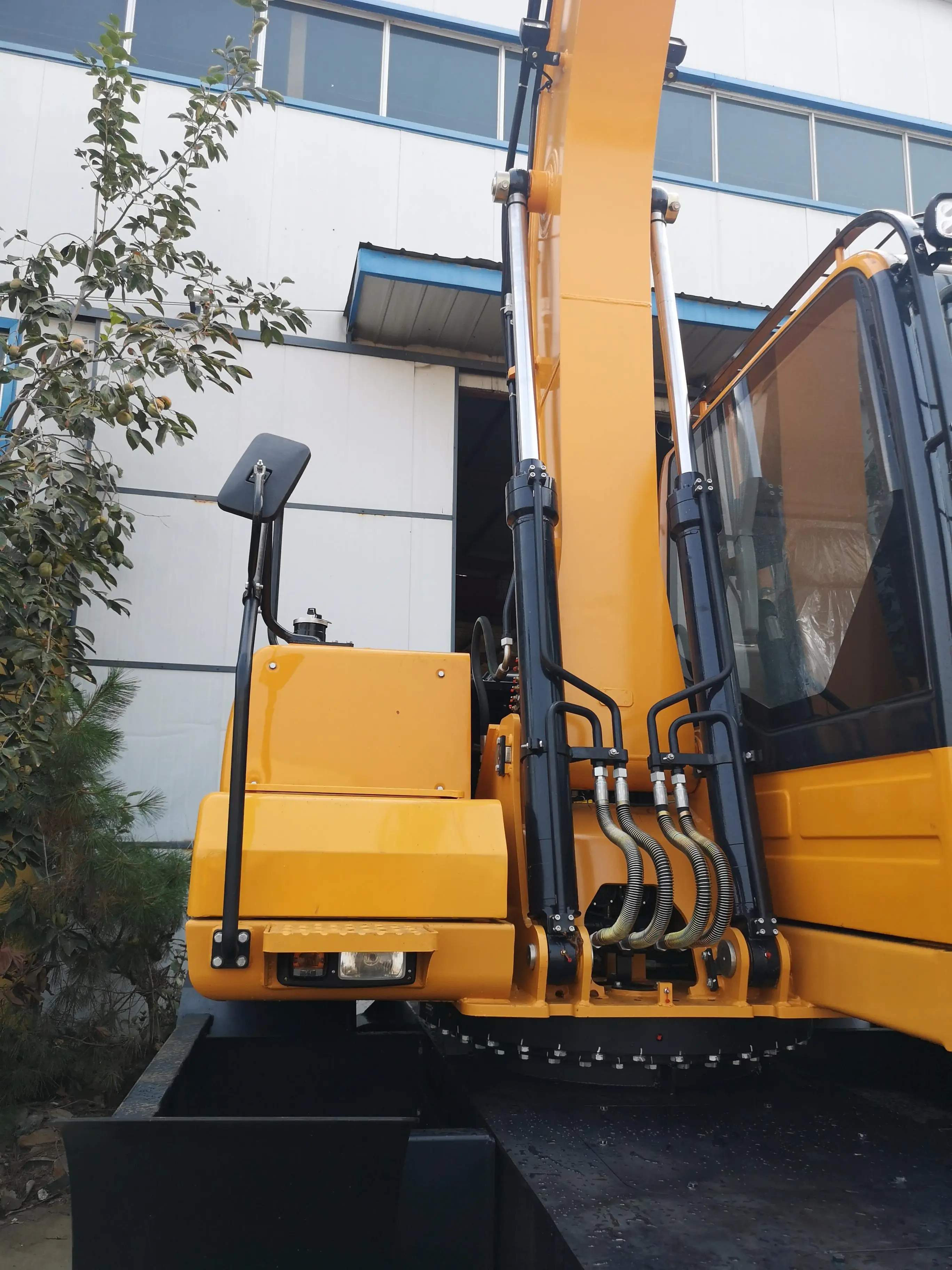 

SYNBON-Rueda de riego agrcola 2020, excavadora con ruedas, INGENIERA VERDE, 13,5 toneladas, SYL615E, yuchai 85kw