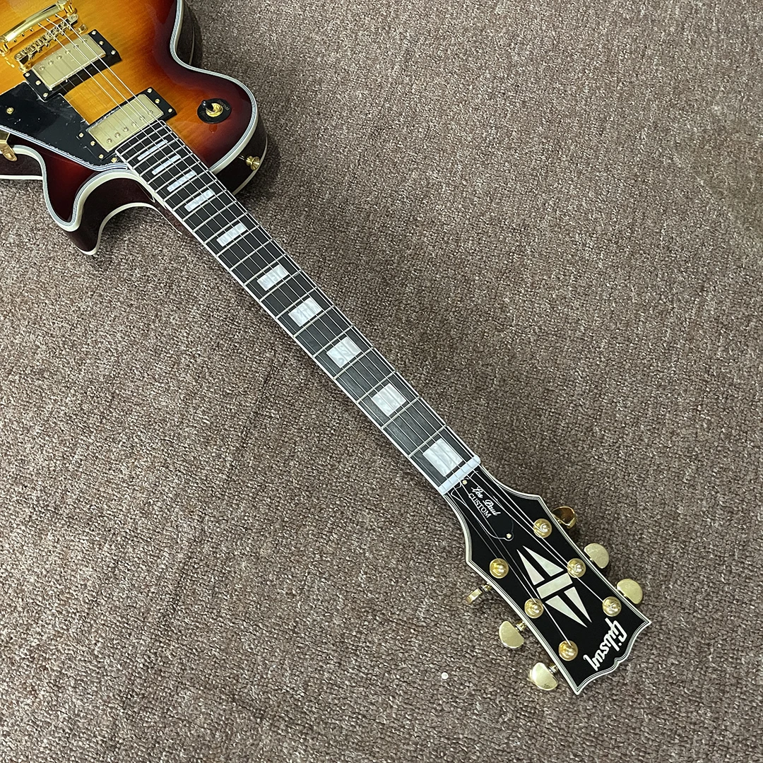 Пользовательская электрическая гитара Sunburst Цвет Тигр Пламя клен Топ медовый