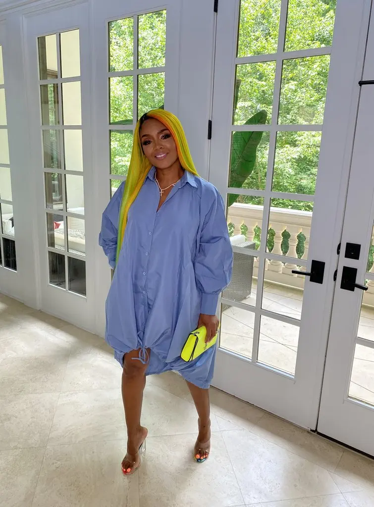 Платье рубашка с отложным воротником и рукавами фонариками до