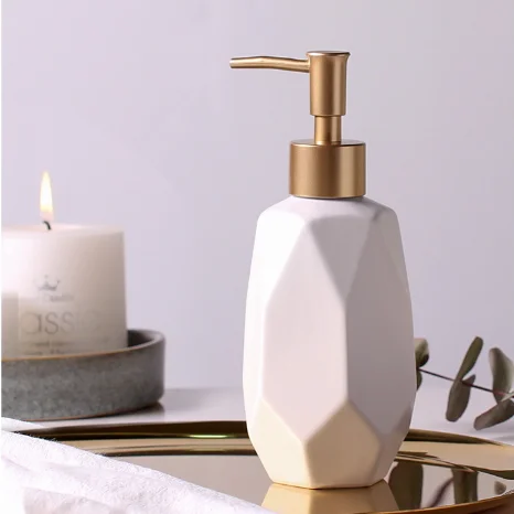 

Modern minimalist home bathroom ceramic wash set five-piece bathroom set creative brushing cup gargle cup kit WY5
