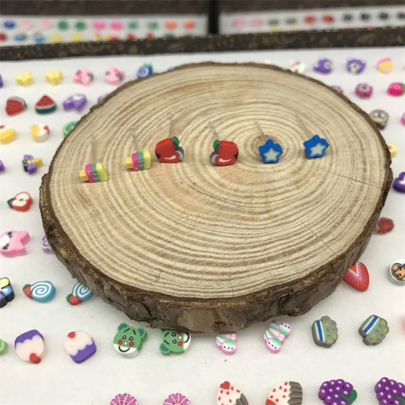 Серьги гвоздики из полимерной глины 1 пара сережек ручной работы в мультяшном