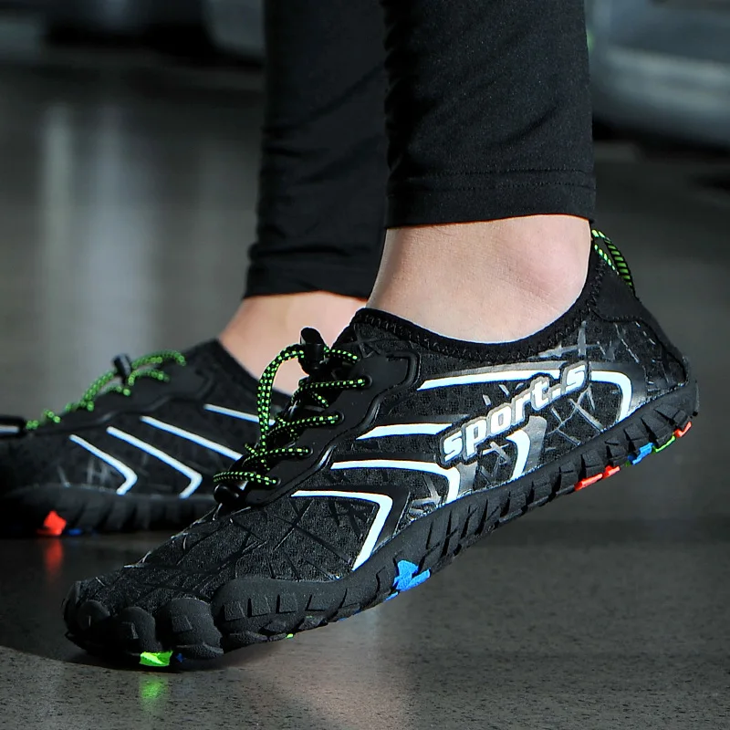 

Men Aqua Shoes Breathable Beach Sandals Summer Water Shoes Quick Dry Wading Slippers Swimming Diving Socks Barefoot Shoes Woman