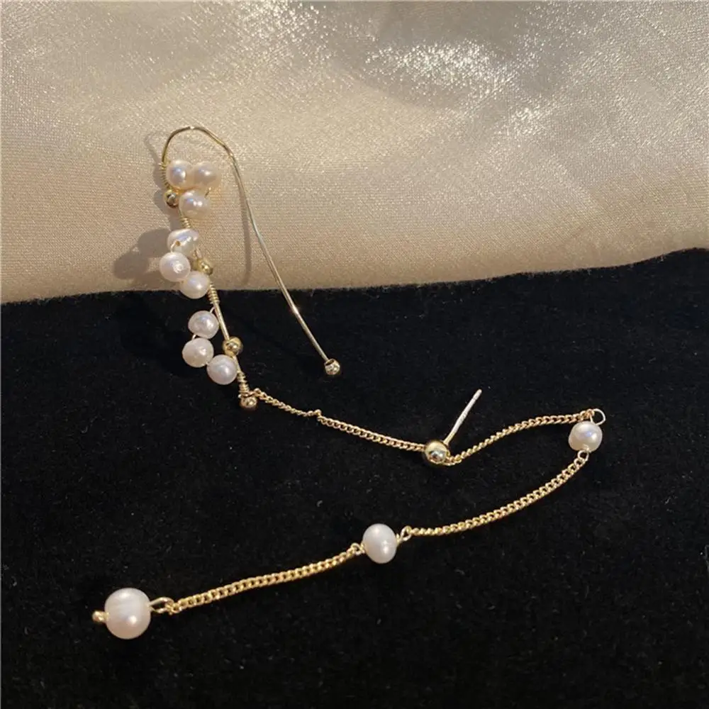 Элегантные вечерние туфли уха Висячие серьги Модные солнцезащитные очки в стиле