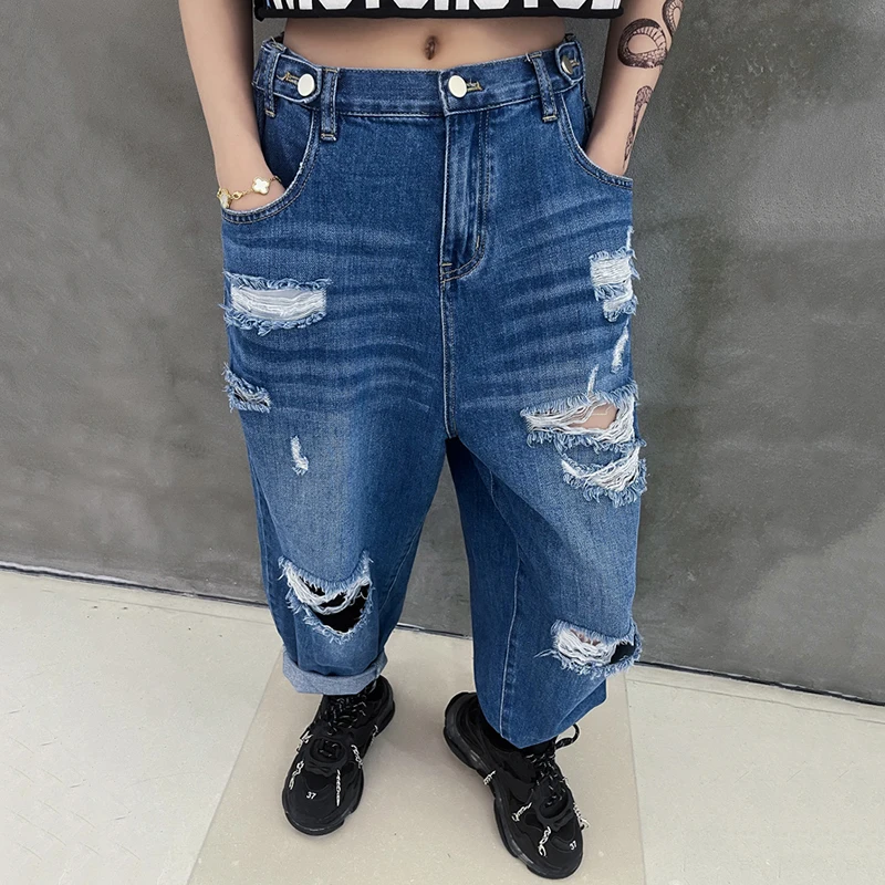 

[EAM] High Waist Dark Blue Holes Long Casual Denim Wide Leg Jeans New Loose Women Trousers Fashion Spring Autumn 2021 1DD9326