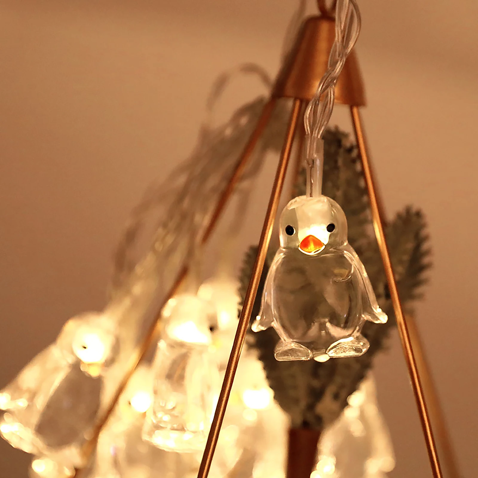 

Penguin Animal Shape String Lights 10-LED 1.65M Atmosphere Decoration Penguin Light String Cute Home Holiday Lighting