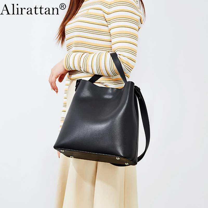 

Alirattan Women Genuine Leather Bucket Bag Designer Large Capacity Shoulder Messenger Bag High Quality Travel Shopping Handbag