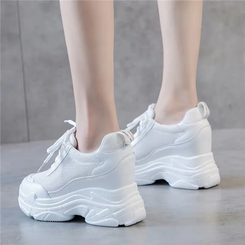 Кроссовки для женщин Вулканизированная подошва повседневная обувь кеды белые