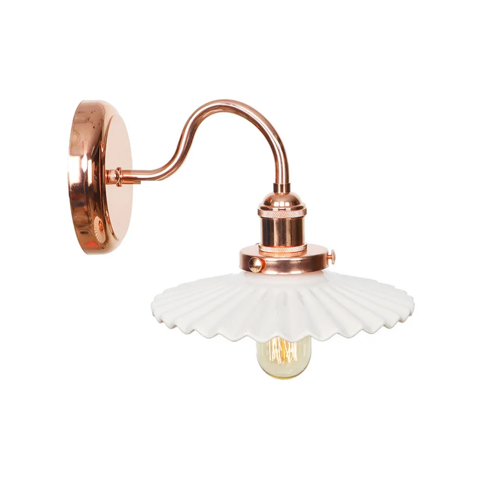 Современный настенный светильник светодиодный из розового золота с железом