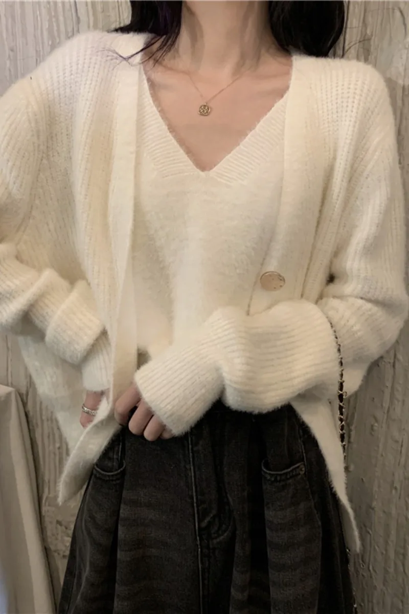 

Sweater jacket women's 2020 autumn and winter new style retro gentle V-neck soft waxy knitted cardigan 2pcs/set