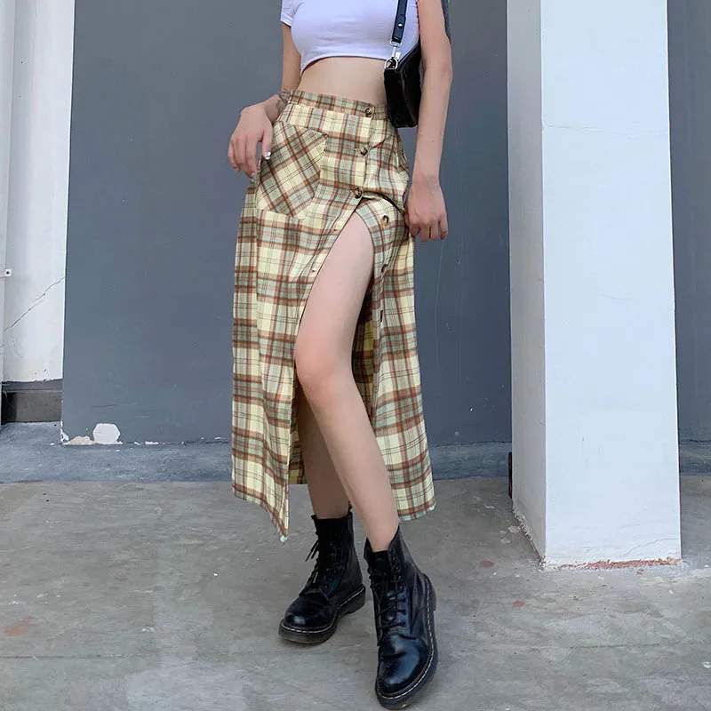 

GOOHOJIO 2021 New Spring Autumn Fashionable Women Plaid Skirt High Waist Single-breasted Skirt Temperament Chic Skirt for Women