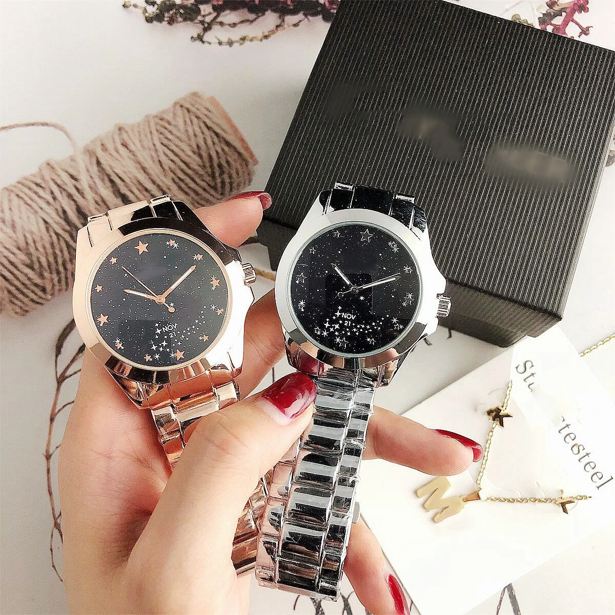 

Brand New Hot Sale 2021 All Day Star Valentine's Day Watch Alloy Steel Strip Leisure Fashion Women's Watch Non Smart Watch