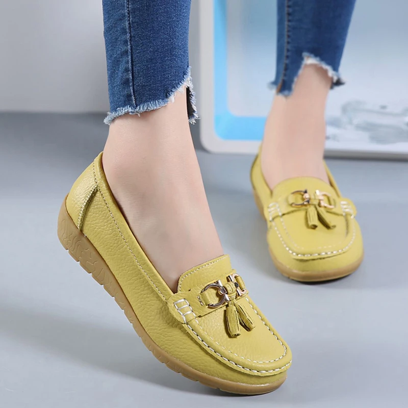 

2021 Women Shoes Spring Autumn Cow Leather Flats Women Footwear Slip On Loafers Mother Moccasins Shoes Female Large Size 35-44