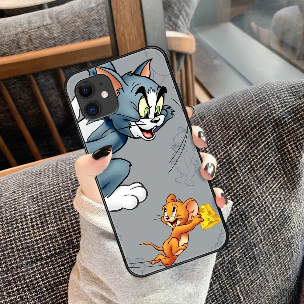 

Cartoon Cat Tom and mouse Jerry Phone Case Cover Hull For iphone 5 5s se 2020 6 6s 7 8 12 mini plus X XS XR 11 PRO MAX black