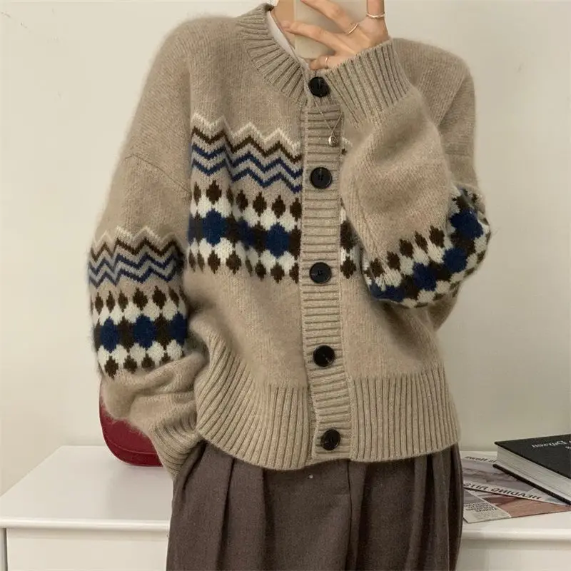 

Thicken Cardigan Women Sweater 2021 New Workplace Lazy Short Long Sleeve Jacquard Loose Knitted Jacket