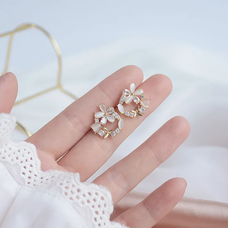 

Серьги-гвоздики женские круглые, позолоченные, 14 карат