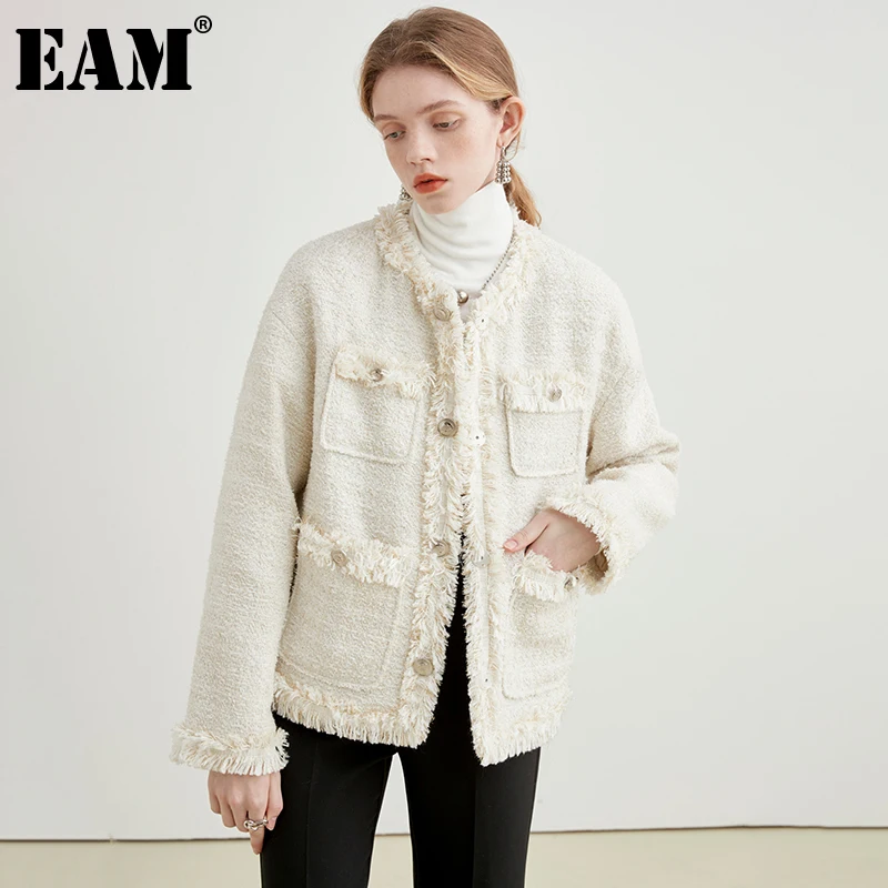 

[EAM] Loose Fit White Tweed Big Size Burr Woolen Coat Parkas New Long Sleeve Women Fashion Tide Autumn Winter 2022 1DE5937