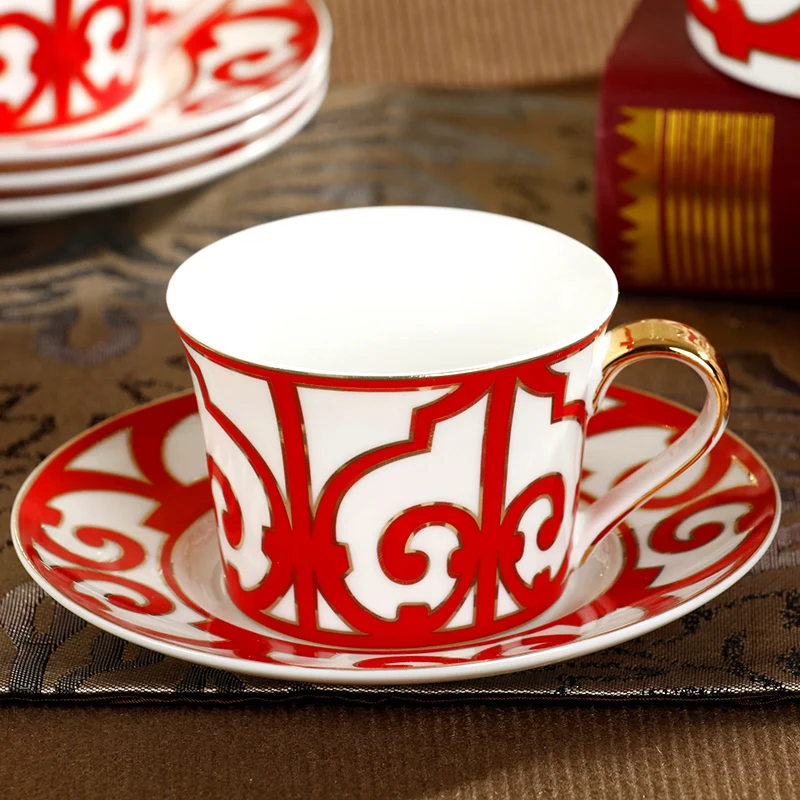 

Coffee Mug Ceram Coffee Cup Saucer Set Cup Plate Bone China Ceramic High Quality Home Leisure Porcelain Tea Cup British