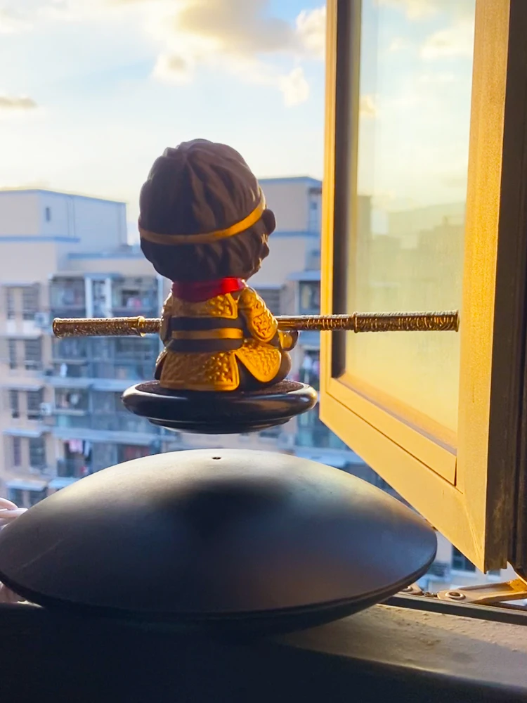 

Magnetic Levitation Monkey King Rotating DIY Hand-made Display Stand Decoration