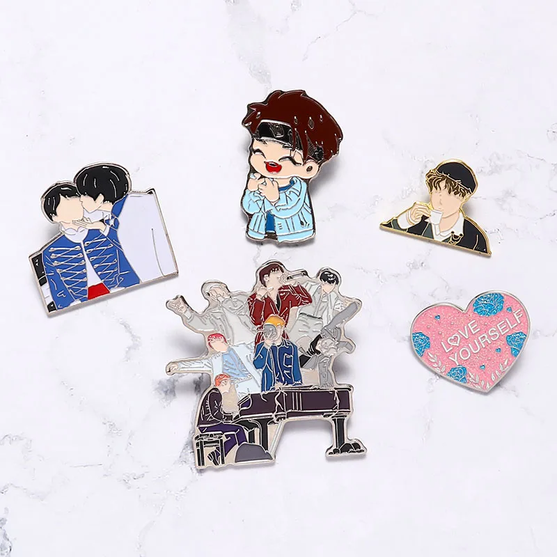 Love Yourself брошь блестящее сердце Металлическая Булавка Kpop Bangtan мальчики коллекция