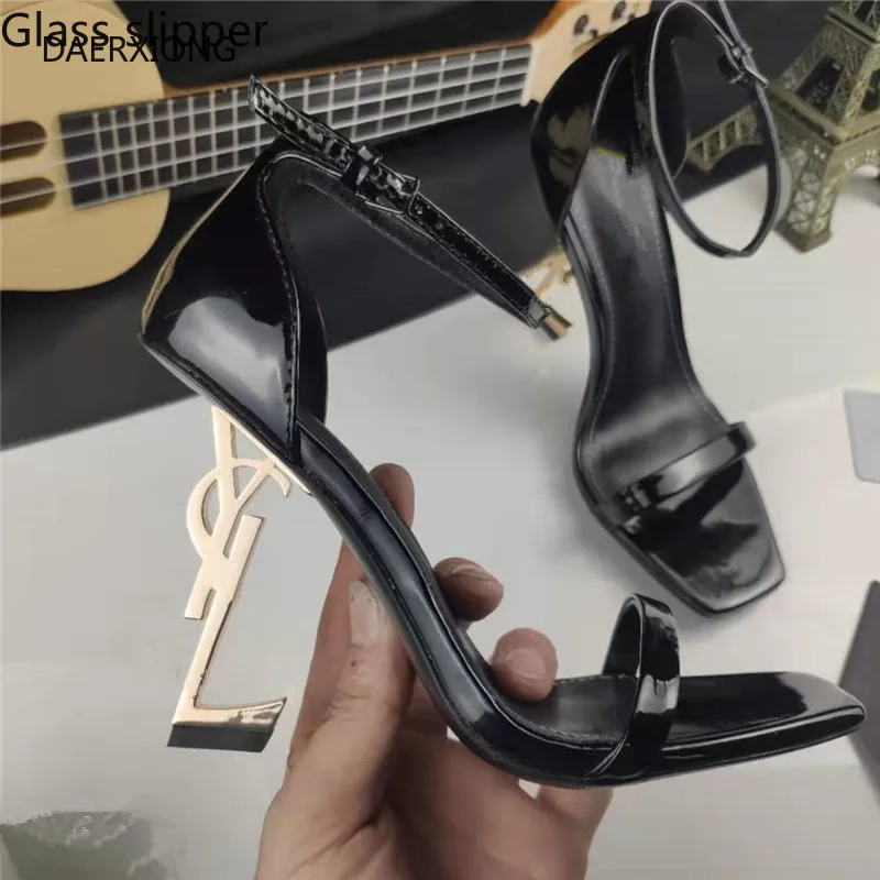 

2021 Black Patent Leather Y Style Classics Brand 8-10cm Genuine Leather High Heel Sandals Letter Heel Women Wedding Shoes 35-43
