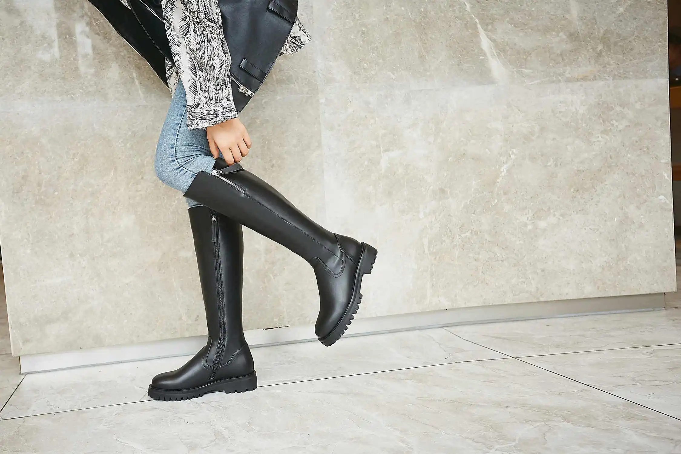 krazing pot winter super keep warm cozy cow leather knight boots round toe med heels solid zipper fashion thigh high boots L5f6
