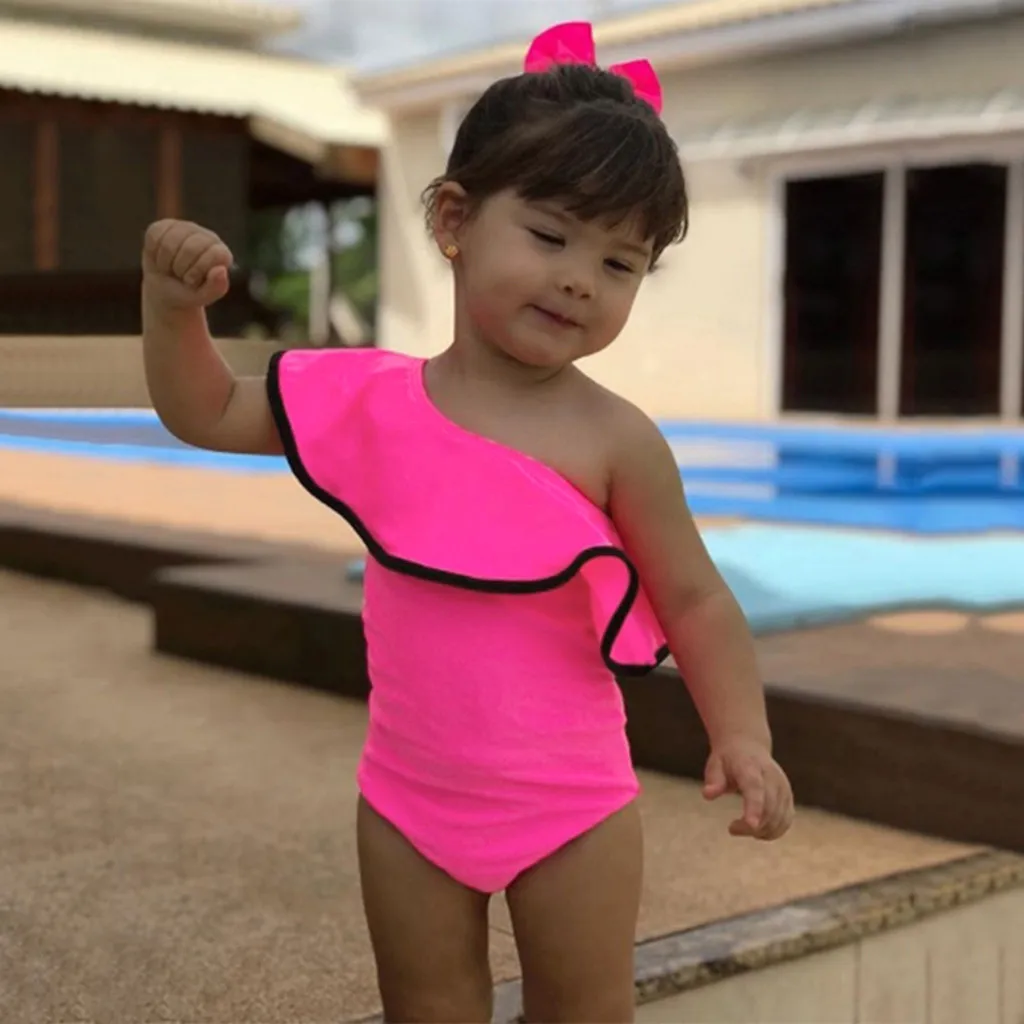 Купальный костюм для маленьких девочек однотонный купальный с оборками летний