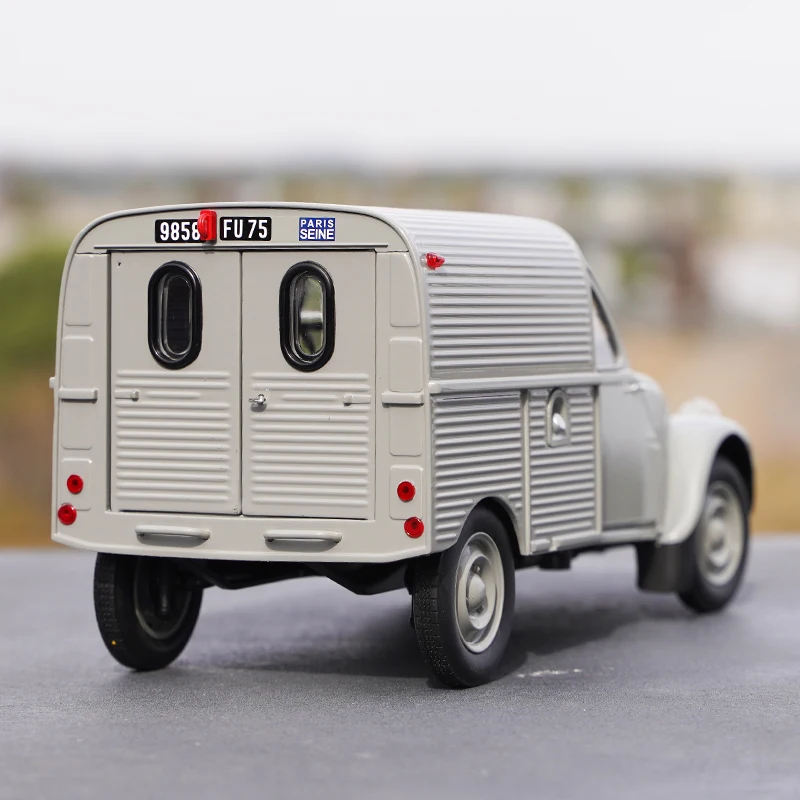 Модель автомобиля из сплава NOREV 1/18 Citroen 1957 2CV onnette Van | Игрушки и хобби