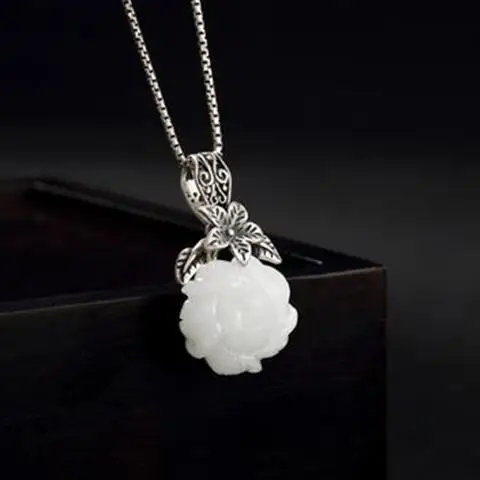

S925 Sterling Silver Inlaid Hotian Jade Pendant White Jade Plum Blossom Silver Pendant Women's Clavicle Chain Sterling Silver
