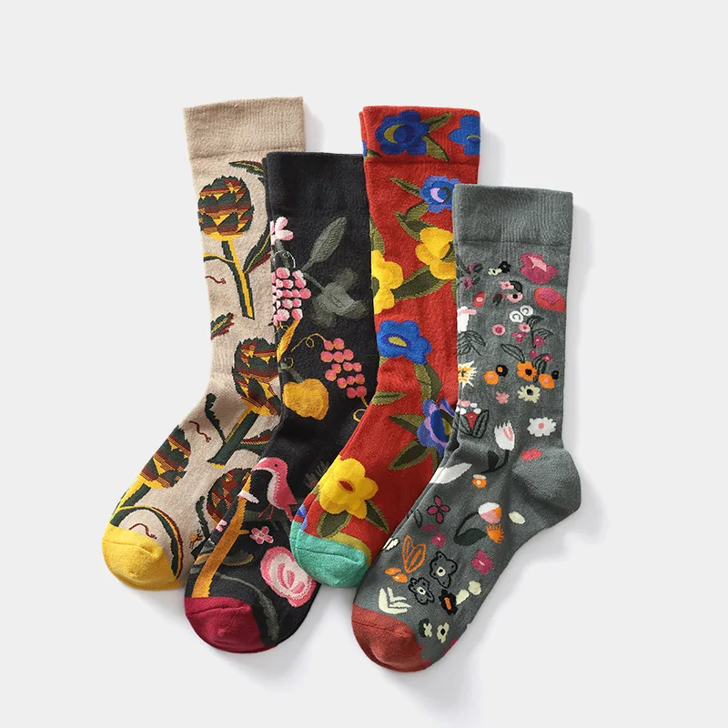 

Q Fashion Cotton Street Skateboard Sock Unisex Breathable Flower Pattern 1Pair Middle Tube Socks Cute Women Embroidery Socks