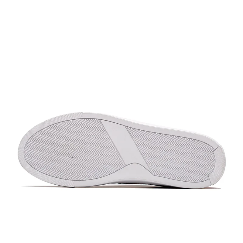 Ботинки OPP мужские с металлическими заклепками модные кожаные туфли в стиле