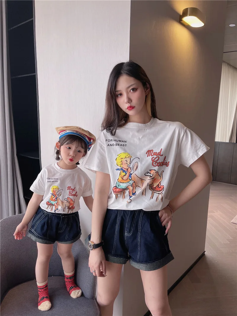

Family Matching Outfits Family Look Summer white cotton Short Sleeves T-shirt for Girls Baby Mommy and Daughter Matching Clothes