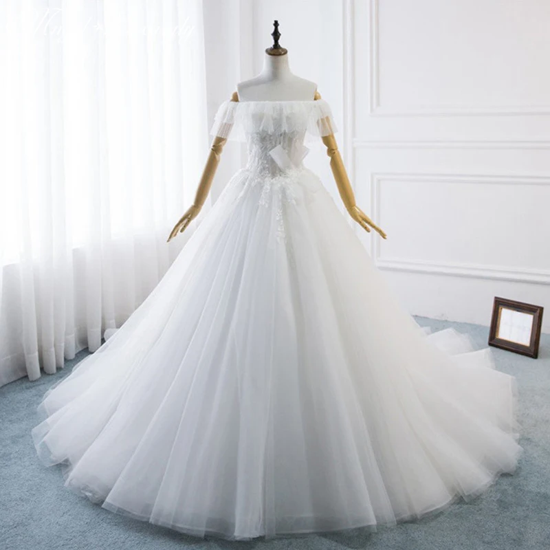 

Luxury Wedding Dresses Long Sleeve Boat Neck 3D Three-dimensional Applique Glamorous Gowns vestido de noiva Court Train