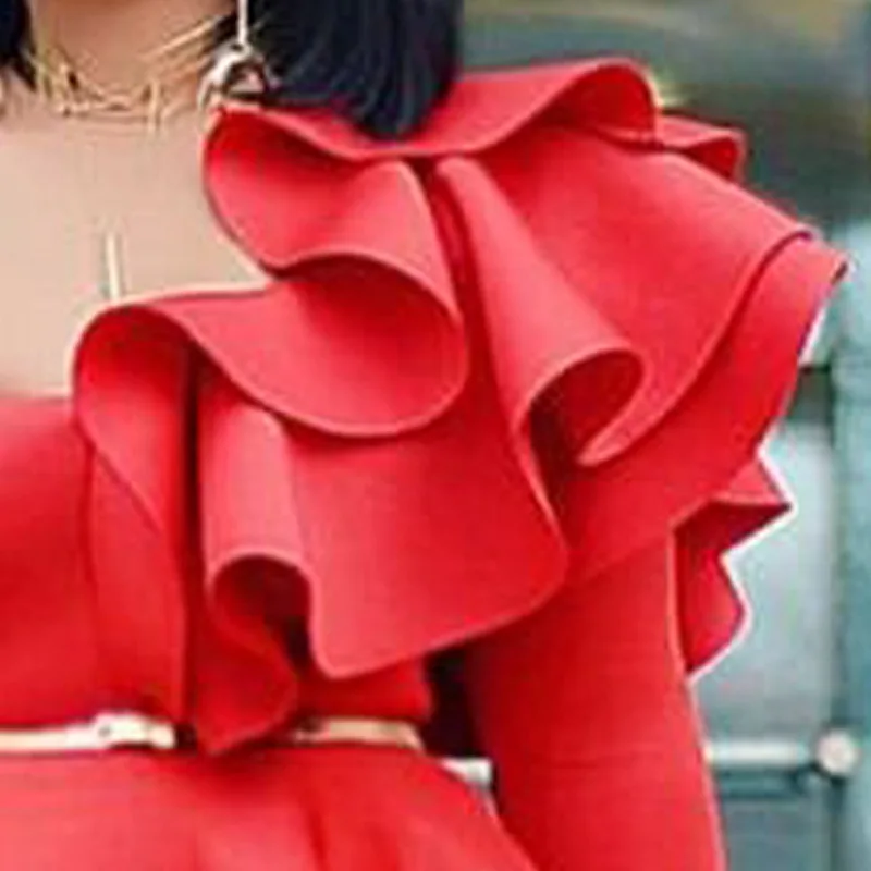 

Chic Slash Skew Neck Ruffled Shirts 3D Irregular One Shoulder Lotus Blouse Long Petals Sleeve Summer Dance Crop Tops Blusas 2021