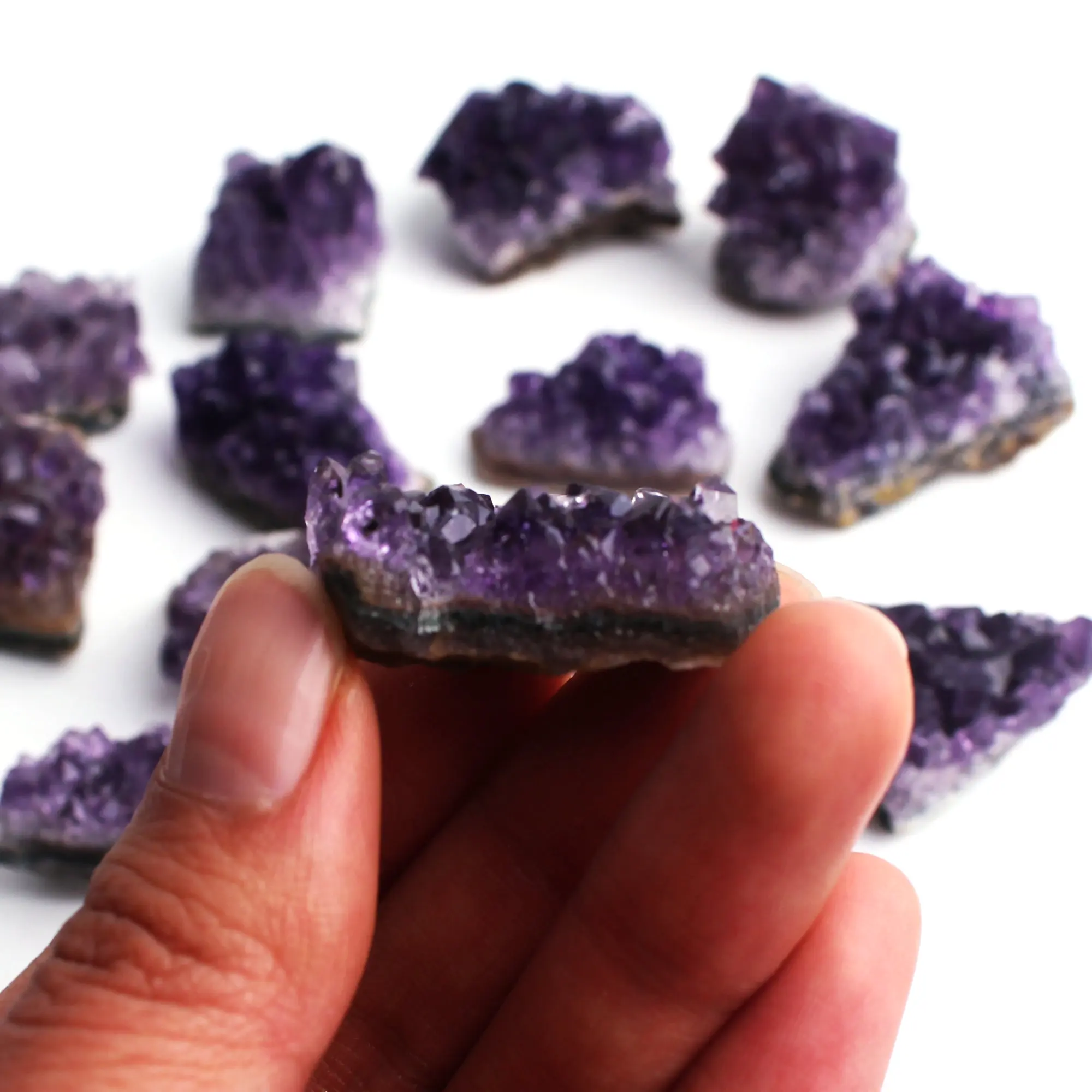 Натуральный Аметист кристаллический кластер Фиолетовый кварц необработанный