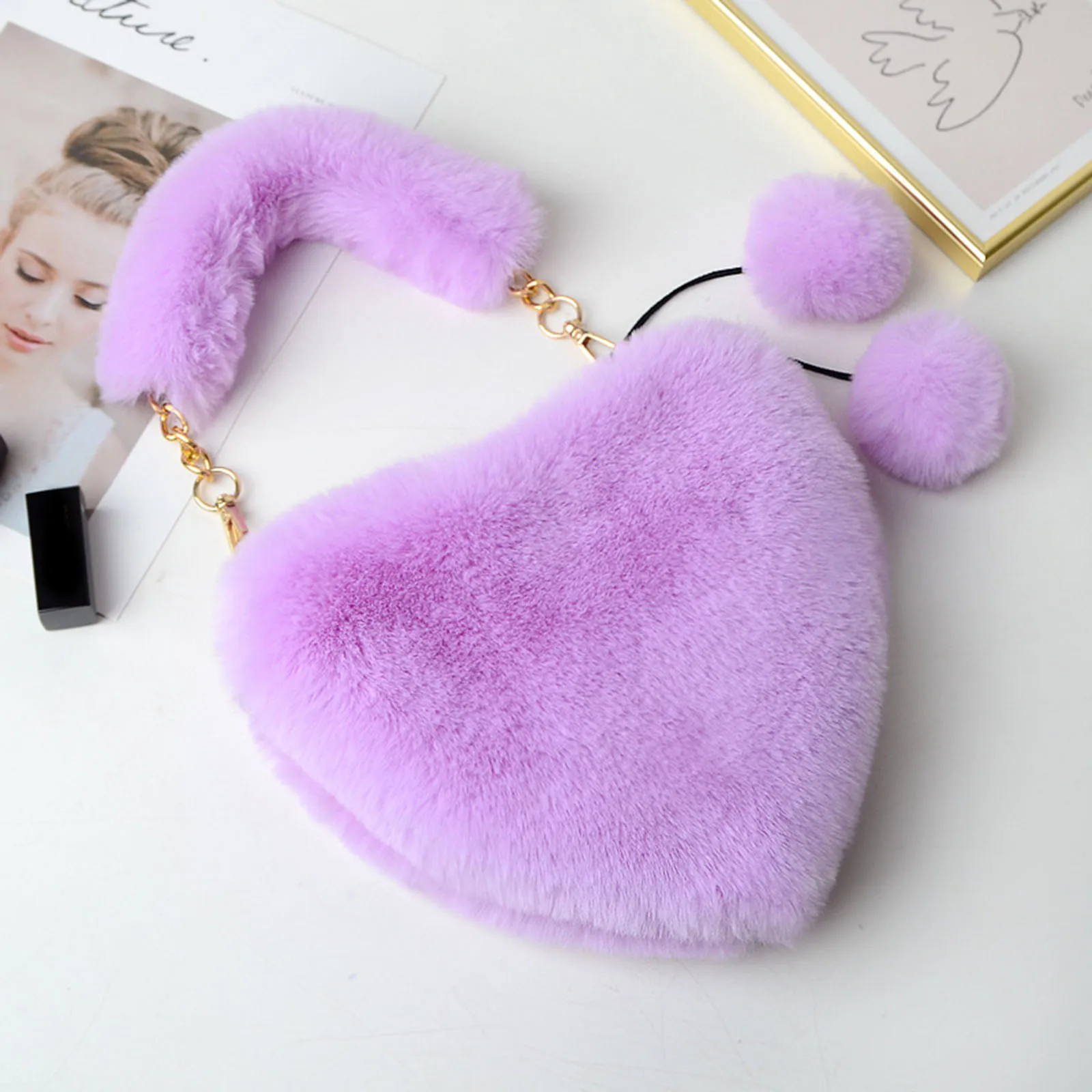 

Handbag Plush Women Heart Shaped Chain Bag With Small Ball Pendant Cute Ladies Handbag New