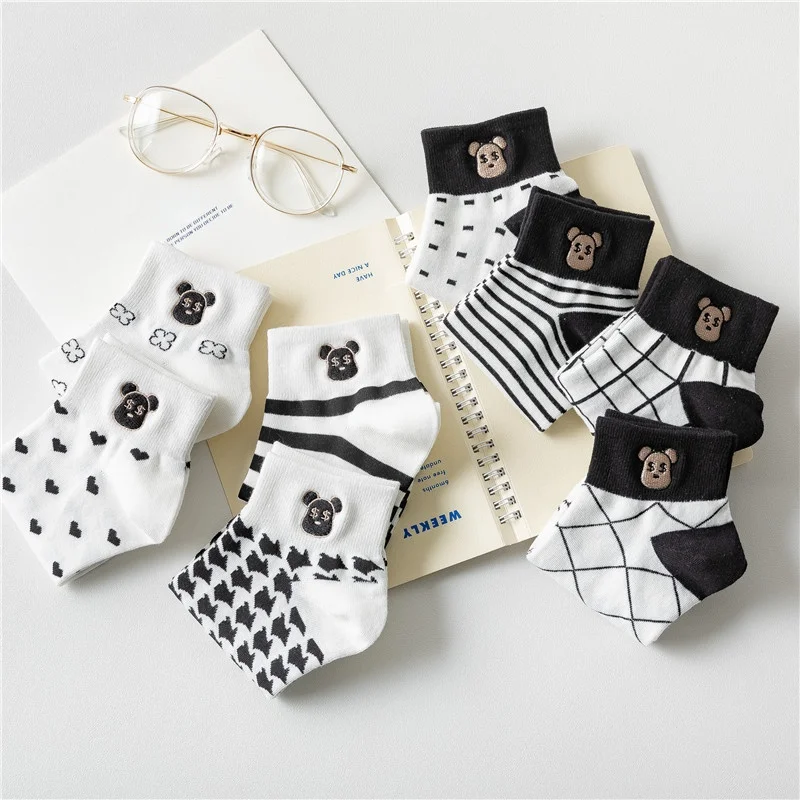 

Socks Female Spring New Products Fashionable Socks Cute Simple Black White Cartoon Bear Print Cotton Socks College Style Socks