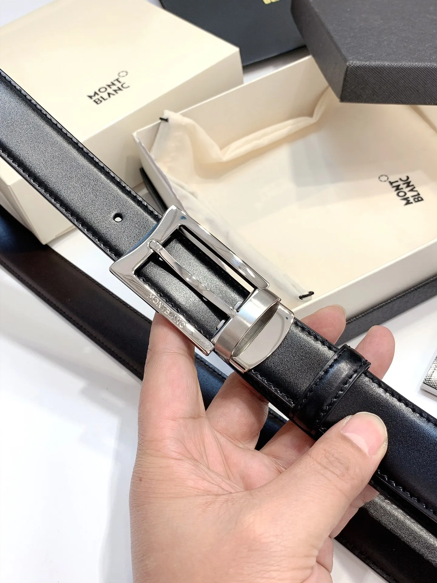 

Men's business belt new double-sided leather leisure belt classic pin buckle 3 steel buckle 3.0cm free delivery gift counter box