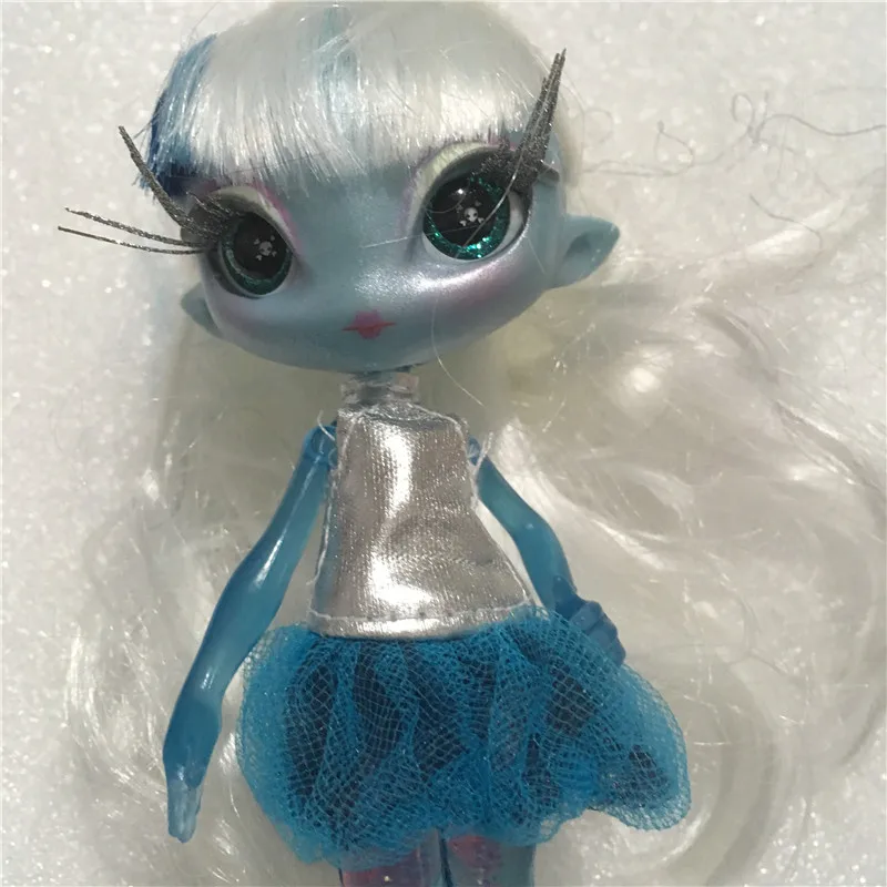 white hair blue body Новая качественная кукла-монстрик, подарок на день рождения, кукла MGA с длинными волосами, 20 см - Цвет: white hair blue body