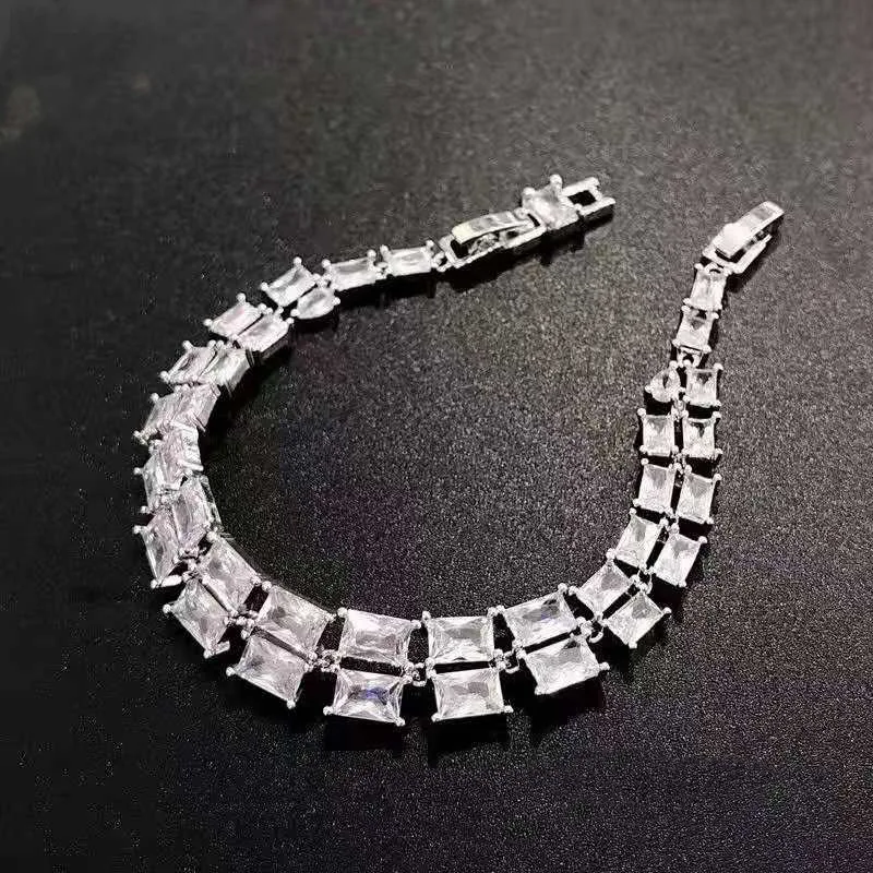 

Funmode Fashion Clear Square Cubic Zircon Bracelets Women Bracelets For Female Gift bijoux femme Wholesale FB143