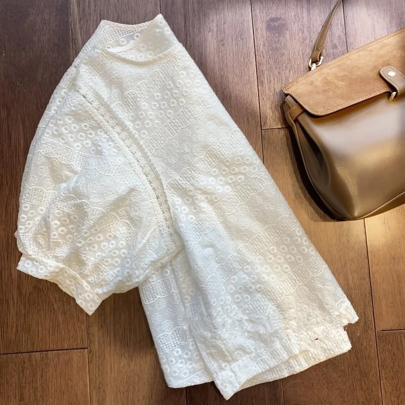 

White Lace Hollow Out Women T-Shirts Summer New 2021 O-Neck Puff Sleeved Solid Slim Elegant Office Lady Pulls Tops Tees