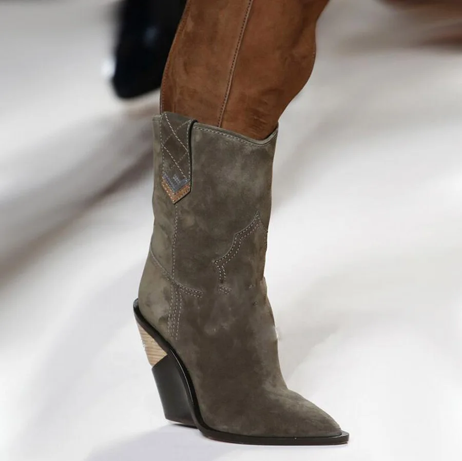 Prova Perfetto новые ковбойские ботинки с острым носком на необычной танкетке синие и