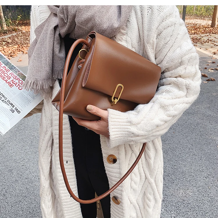 

Женская винтажная маленькая квадратная сумка через плечо, роскошная дизайнерская сумочка из высококачественной искусственной кожи, вмест...