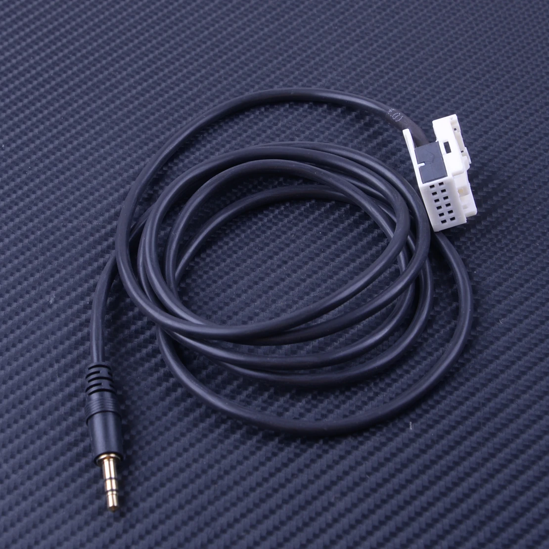 

12 pin 3.5MM Stereo Car AUX Cable Connector Audio Adapter Fit for Peugeot 307 308 406 407 508 607 3008 Partner RCZ