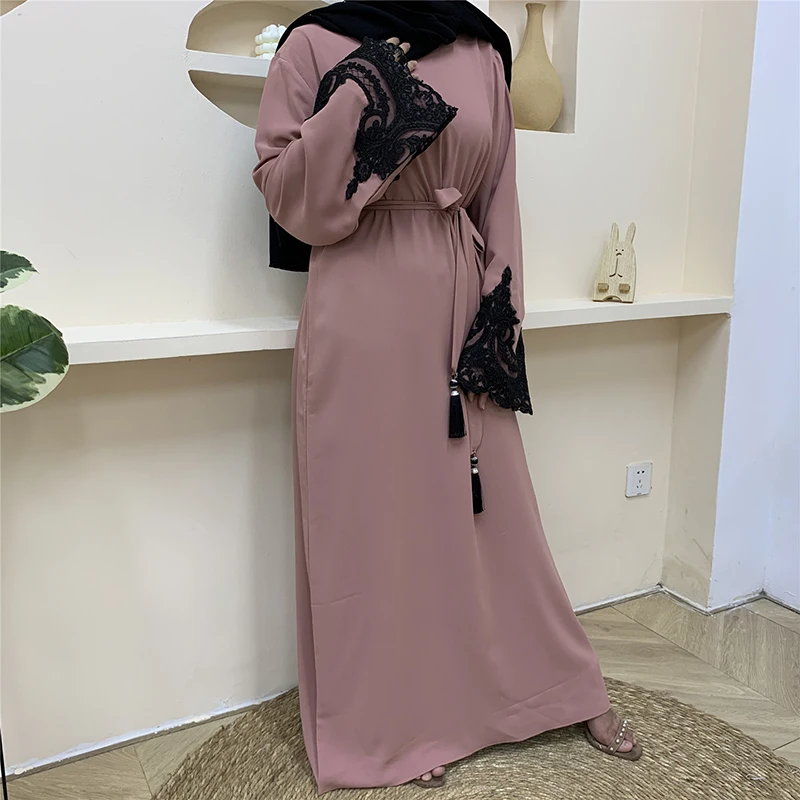 

Islamic Turkey Dubai Fashion Muslim Clothing Long Sleeve Patchwork Women Dress Fashion Lace Up Lace For Women Robe Islam Clothes