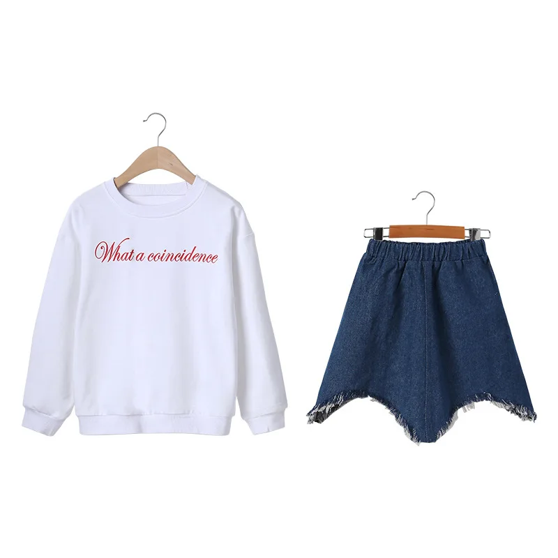 Детская одежда весенний комплект для девочек 2020 с джинсами хлопковая белая кофта