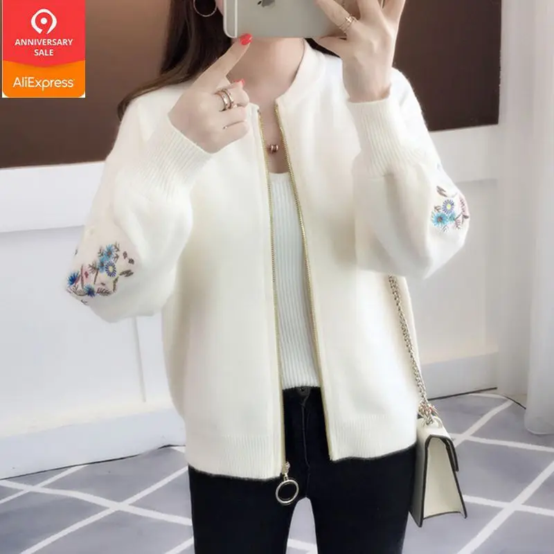 

of new fund of 2021 autumn outfit embroidered with a han edition zipper sweater knit cardigan loose women's female