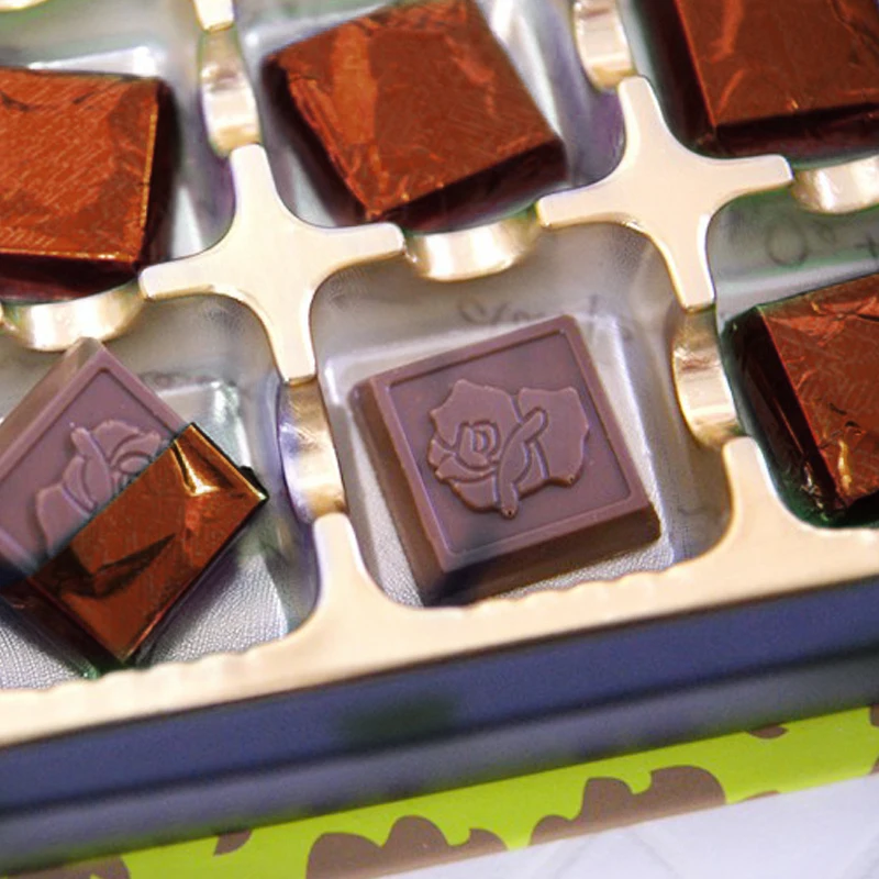 Золотая алюминиевая фольга для конфет шоколада печенья обертывания 100