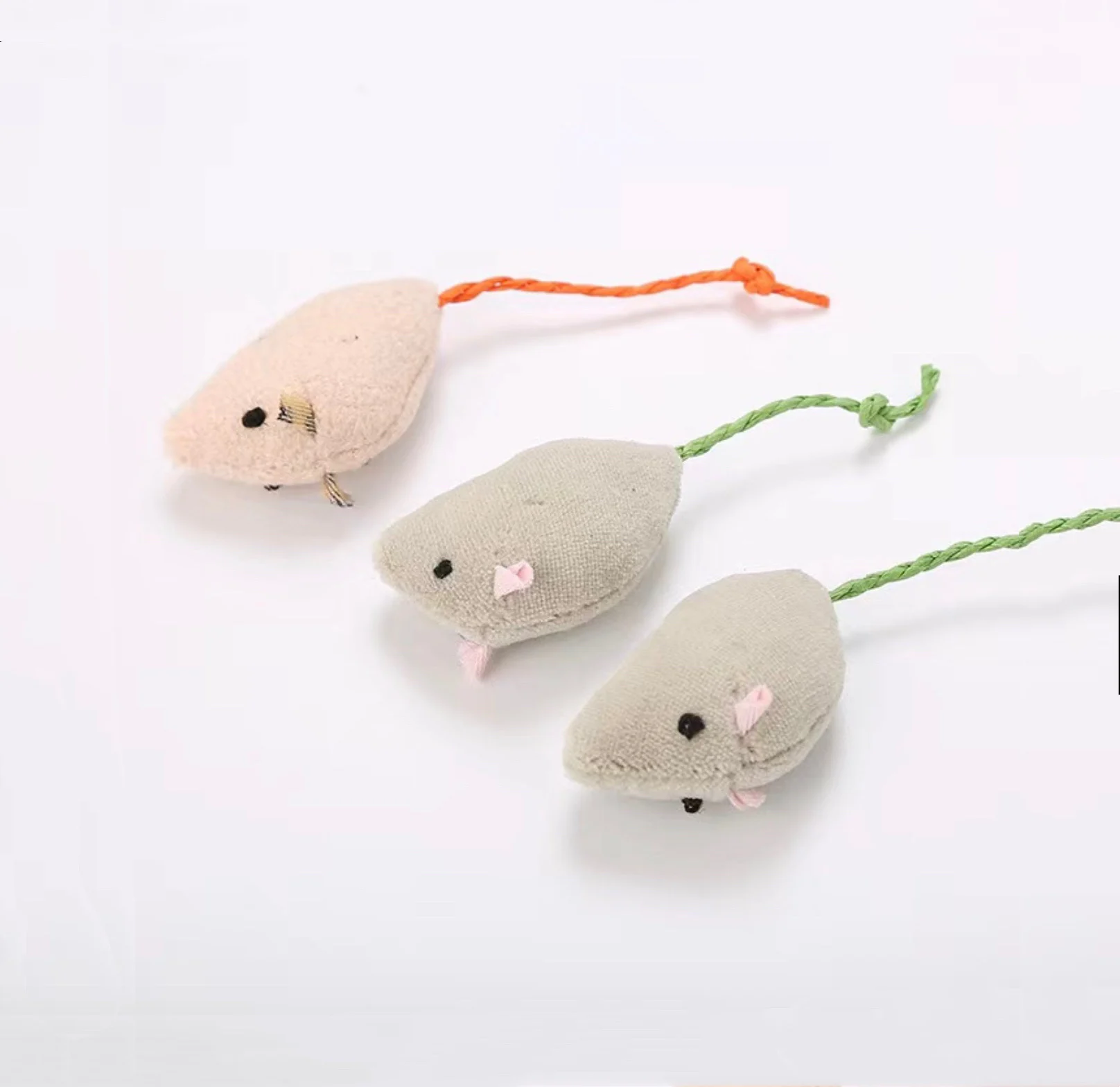 

False Mouse Pet Toy Scratch Bite Funny Playing Toys For Cats Kitten Playing Realistic Simulation Mice Accessories Dog Supplies