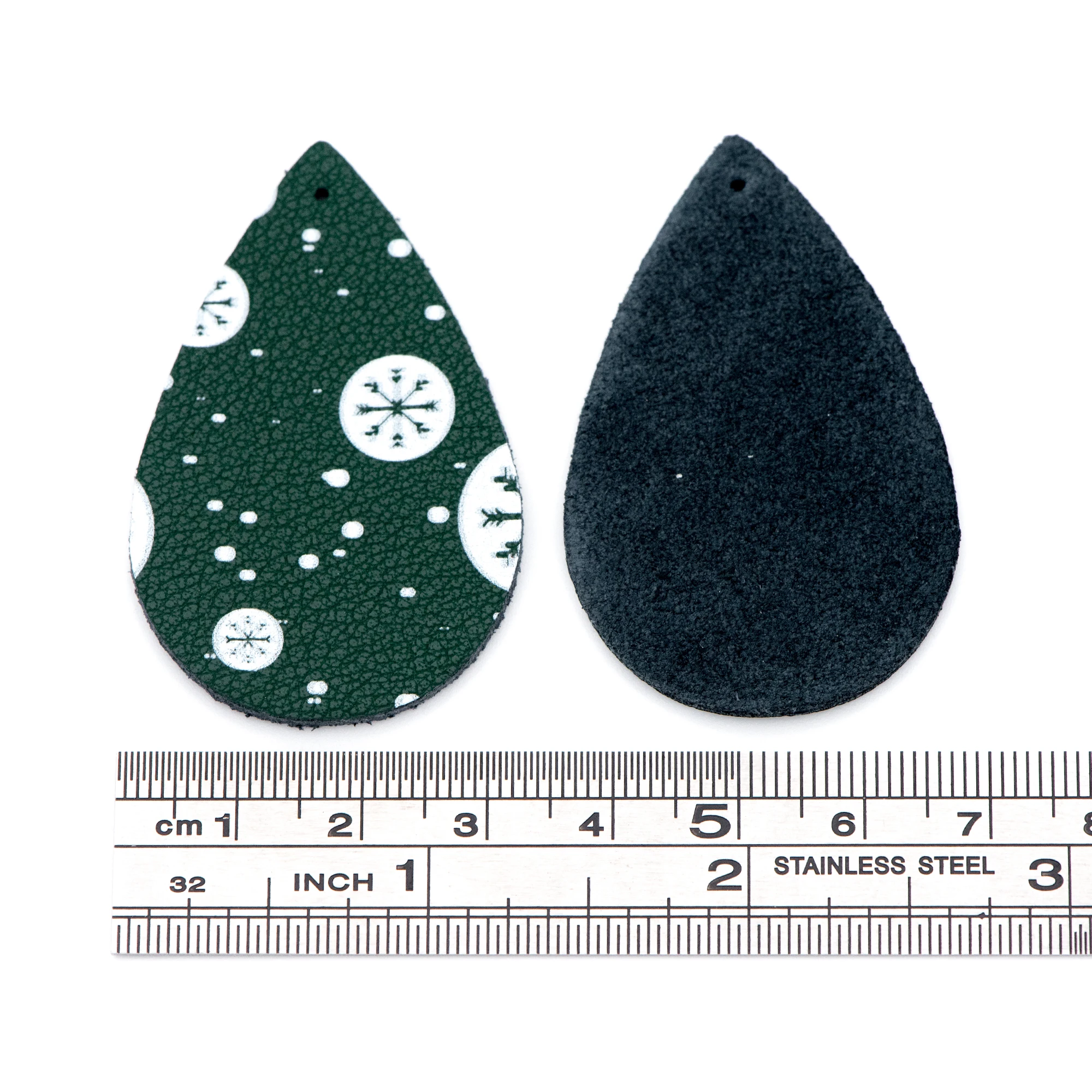 

4pcs Genuine Leather Teardrop Charms 50x32mm, Geometric Snowflake Leather Pendants, Christmas Jewelry Supplies(FB-074-1)